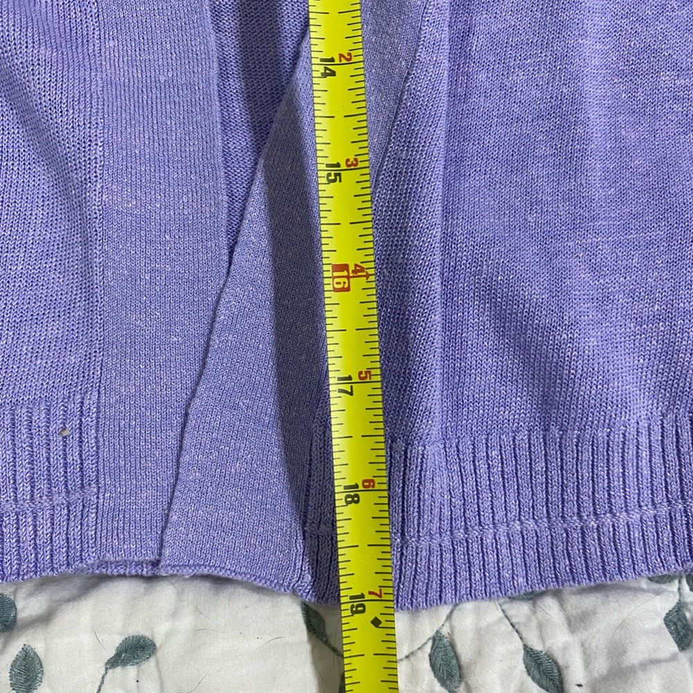 Ann Taylor short sweater NWOT - Picture 5 of 5